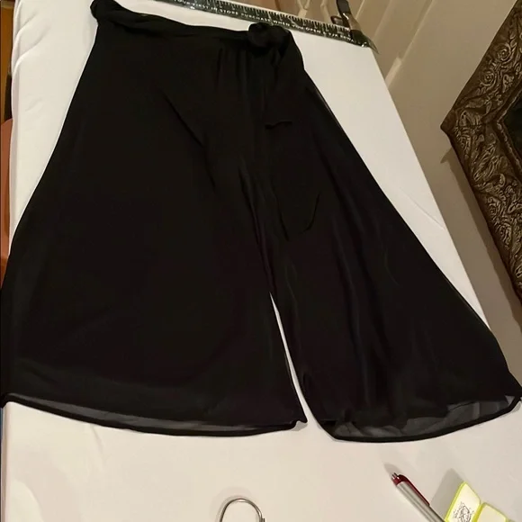 Connected Apparel large dressy Black Sheer cropped wide leg pants with belt - Picture 4 of 8